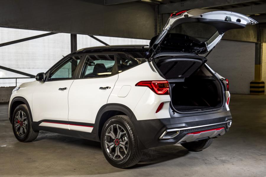 Багажник Kia Seltos GT-Line 2019 года  (ZA) (фото 13 из 41)